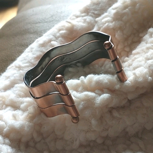 🇨🇦 NWOT Copper Adjustable Bangle - Picture 2 of 3